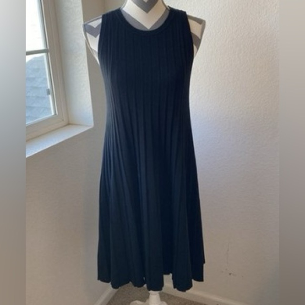Banana Republic pleated knit dress size L